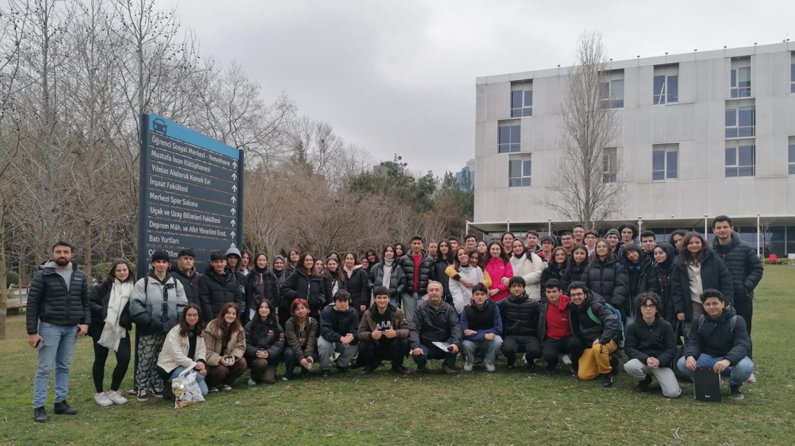12. Sınıflarımızın İstanbul Teknik Üniversitesi Ziyareti